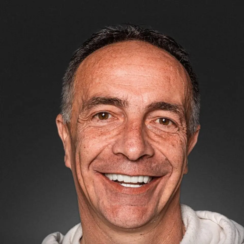 Roberto, BlueMagic Group Dental patient
